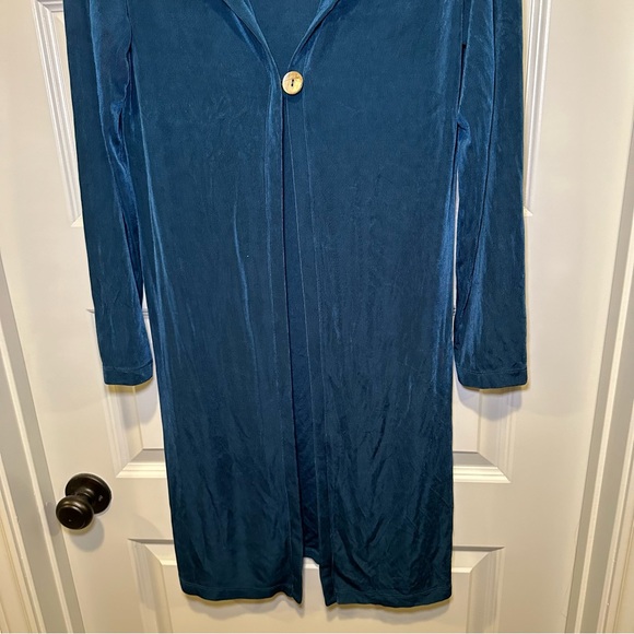 Chico’s Travelers Blue/Teal Acetate 1 button Long Cardigan size 1(M) - Picture 7 of 8